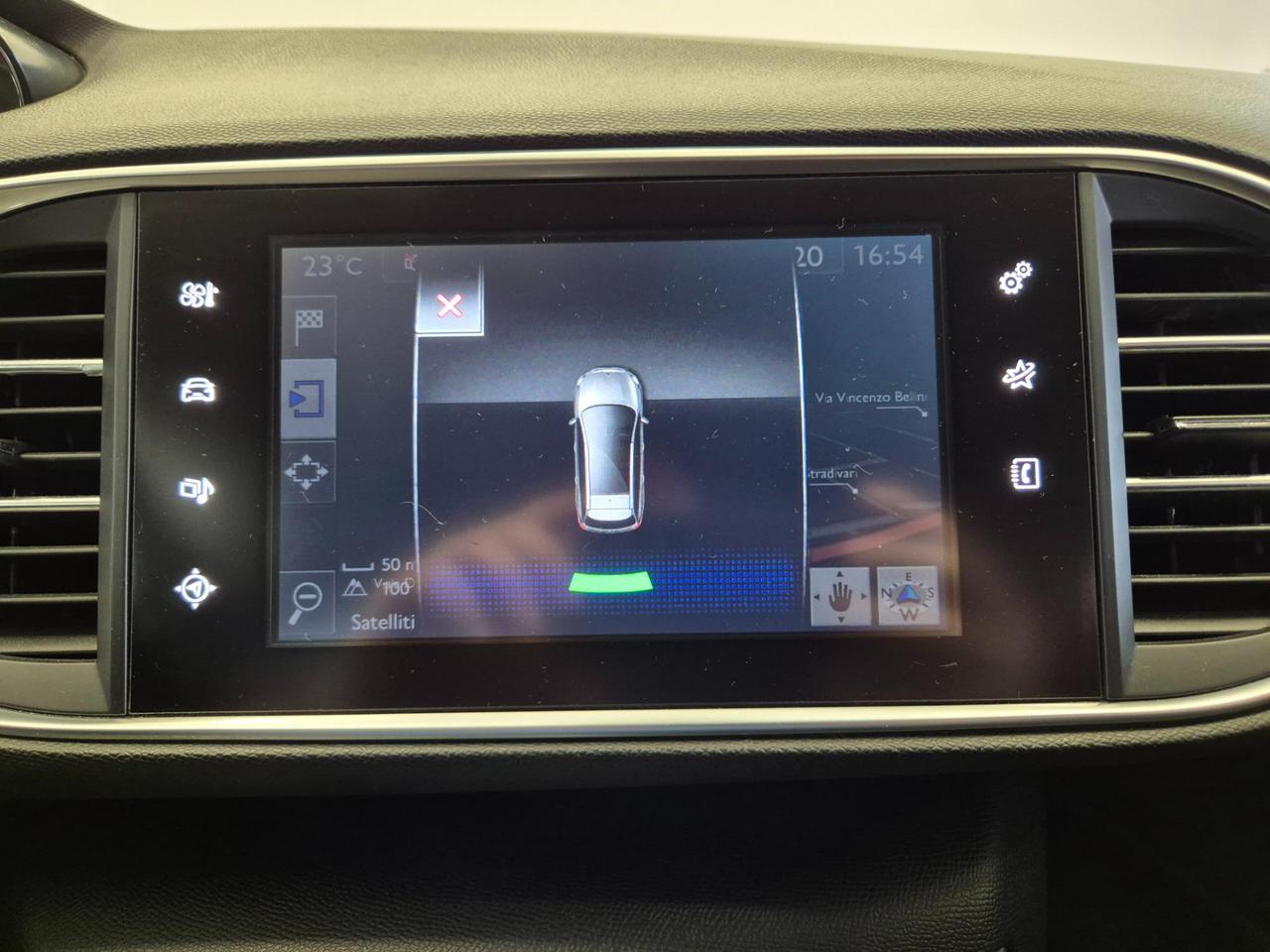 Peugeot 308 SW 1.6 bluehdi Active s&s 120cv - UNIPROPRIETARIO - NEOPATENTATI - Sens. Park - Clima