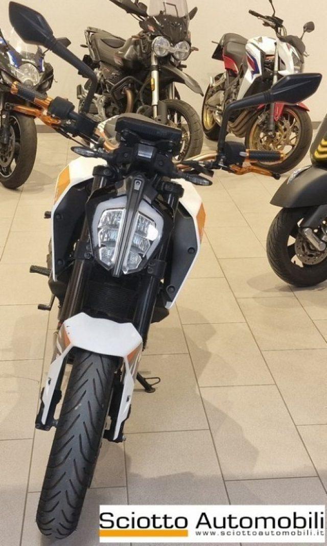 KTM 125 Duke 125