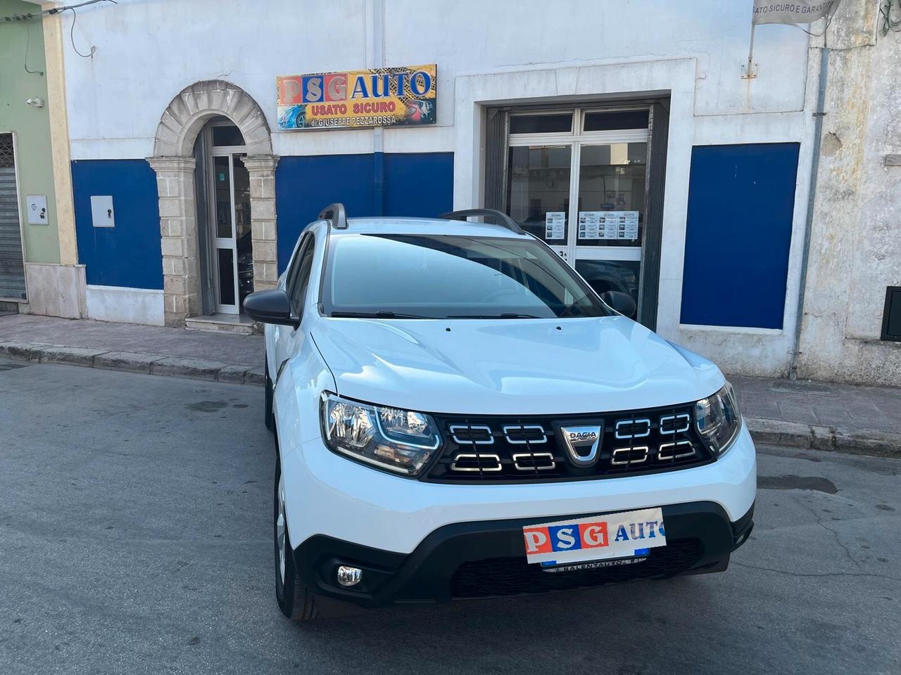 DACIA DUSTER 1.5 DCI 2020 FULL OPTIONAL NAVI BLUETOOTH IMMATRICOLATA N1 4 POSTI