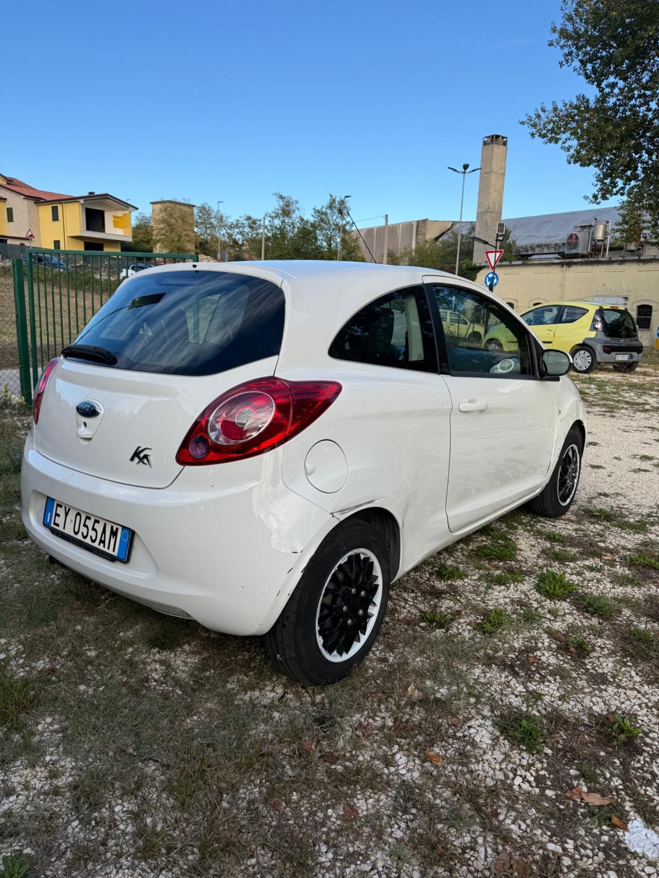 Ford Ka 1.2 benzina-gpl