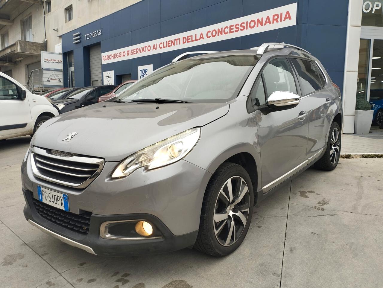 Peugeot 2008 BlueHDi 100 Allure