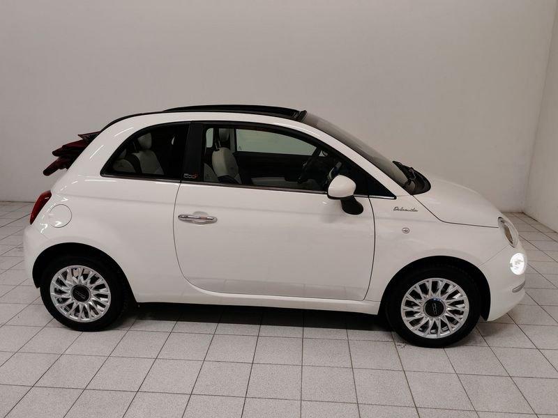 FIAT 500C 1.0 Hybrid Dolcevita