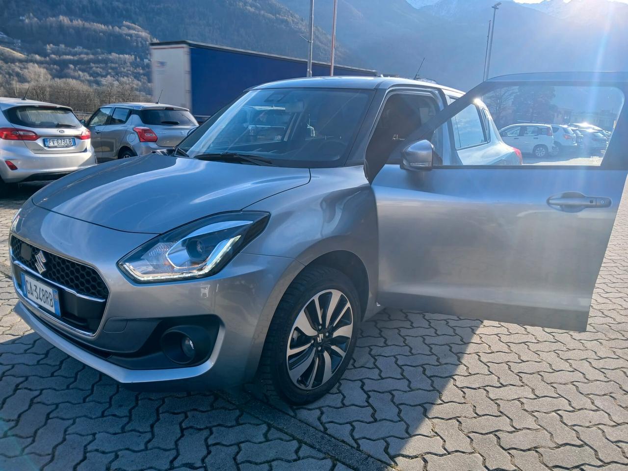 Suzuki Swift 1.2 Hybrid 4WD AllGrip Top