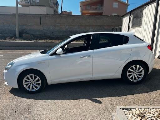 Alfa Romeo Giulietta 1.6 JTDm 120 CV