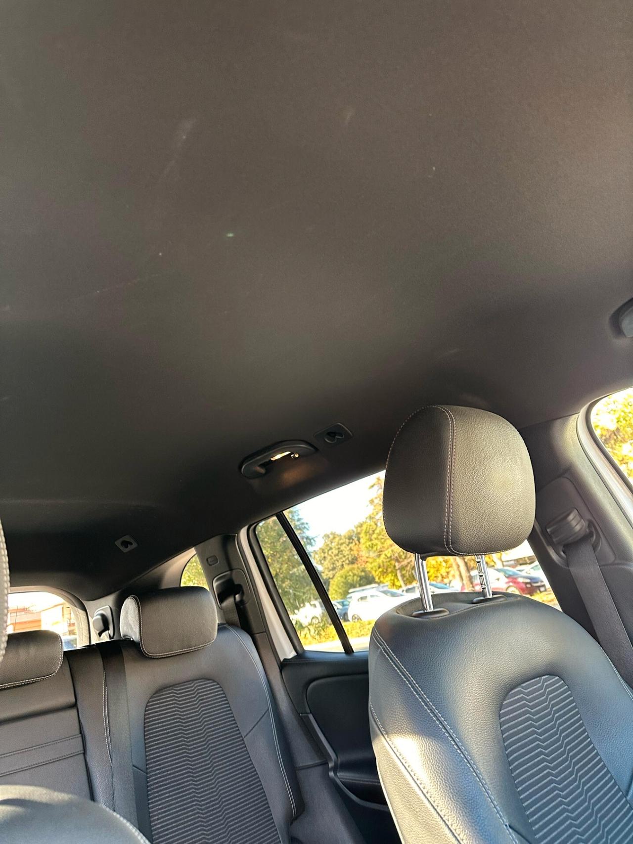 Mercedes-Benz GLB 200 GLB Sport Plus Easy Tech auto 7p