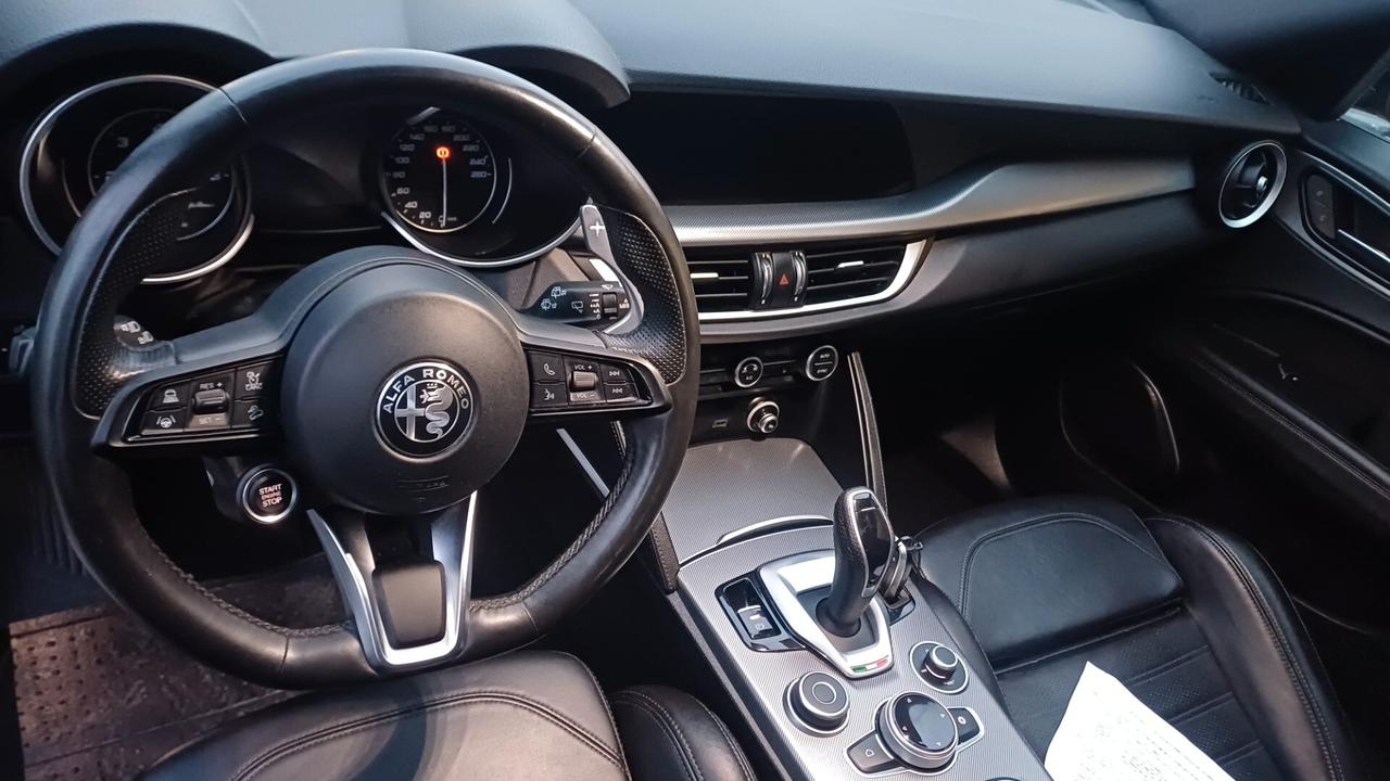 Alfa Romeo Stelvio 2.2 210 CV AT8 Q4 Veloce TETTO PANORAMICO