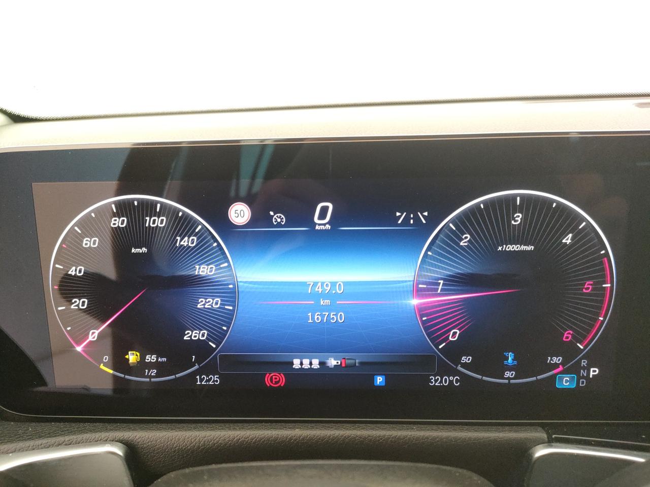 Mercedes-Benz GLB 180 d Advanced auto