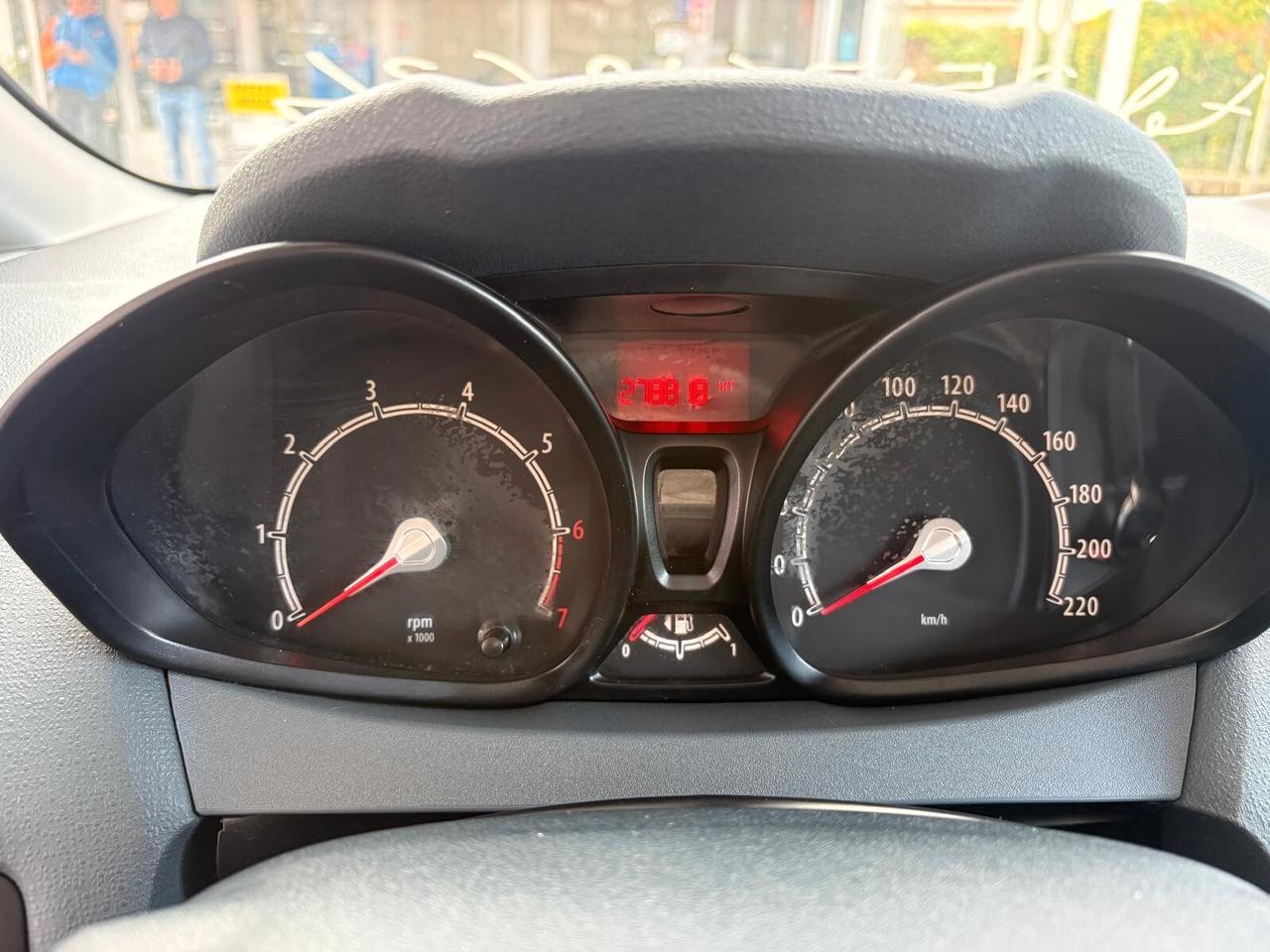 Ford Fiesta 1.4 5 porte Bz.- GPL Titanium