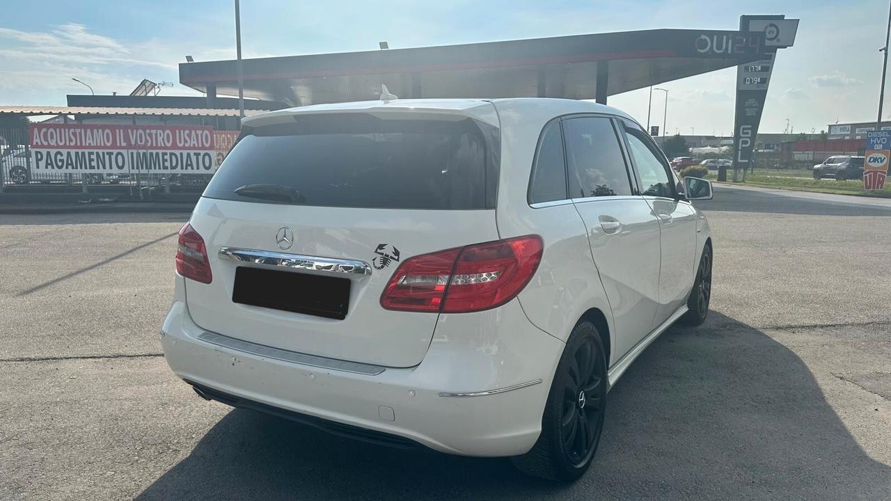 Mercedes-benz B 200 CDI BlueEFFICIENCY Premium
