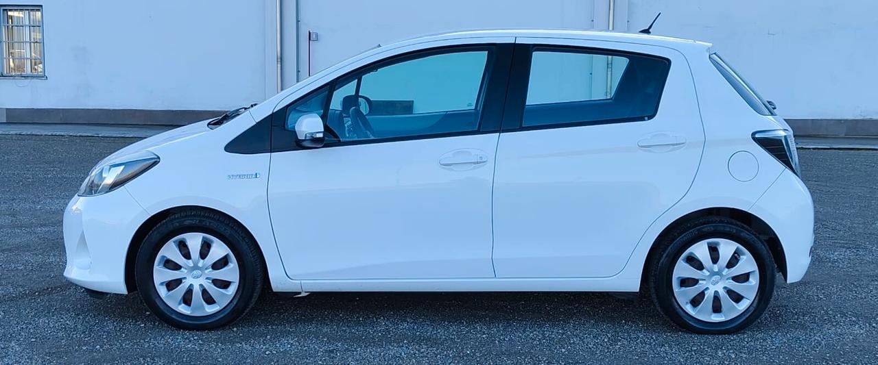 Toyota Yaris 1.5 Hybrid 5 porte Lounge