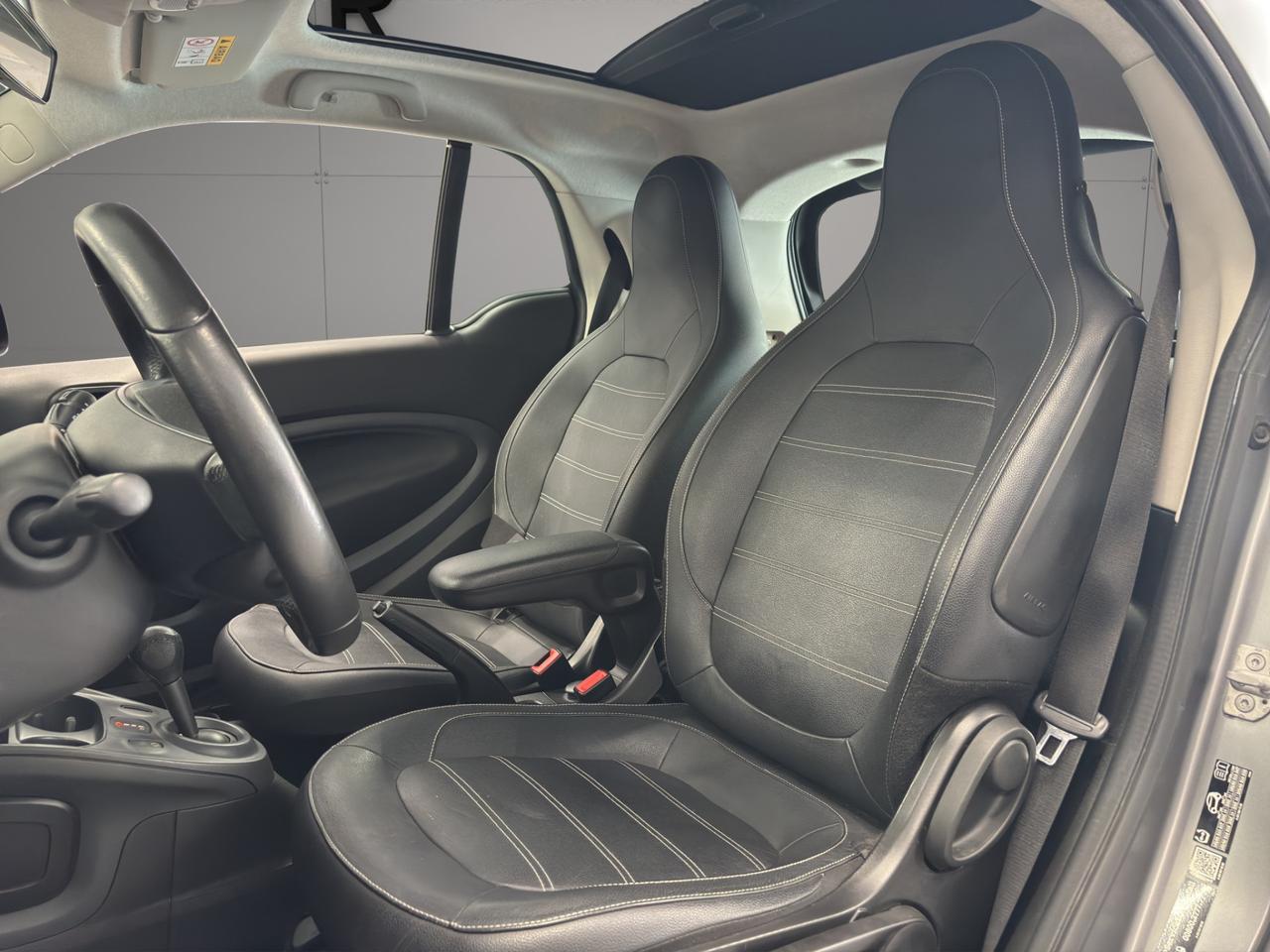 Smart fortwo coupe Fortwo 1.0 Prime - Unipro - Promo Finanziamento - Schermo Touch - Sedili riscaldabili - Interni in pelle - Tetto panoramico
