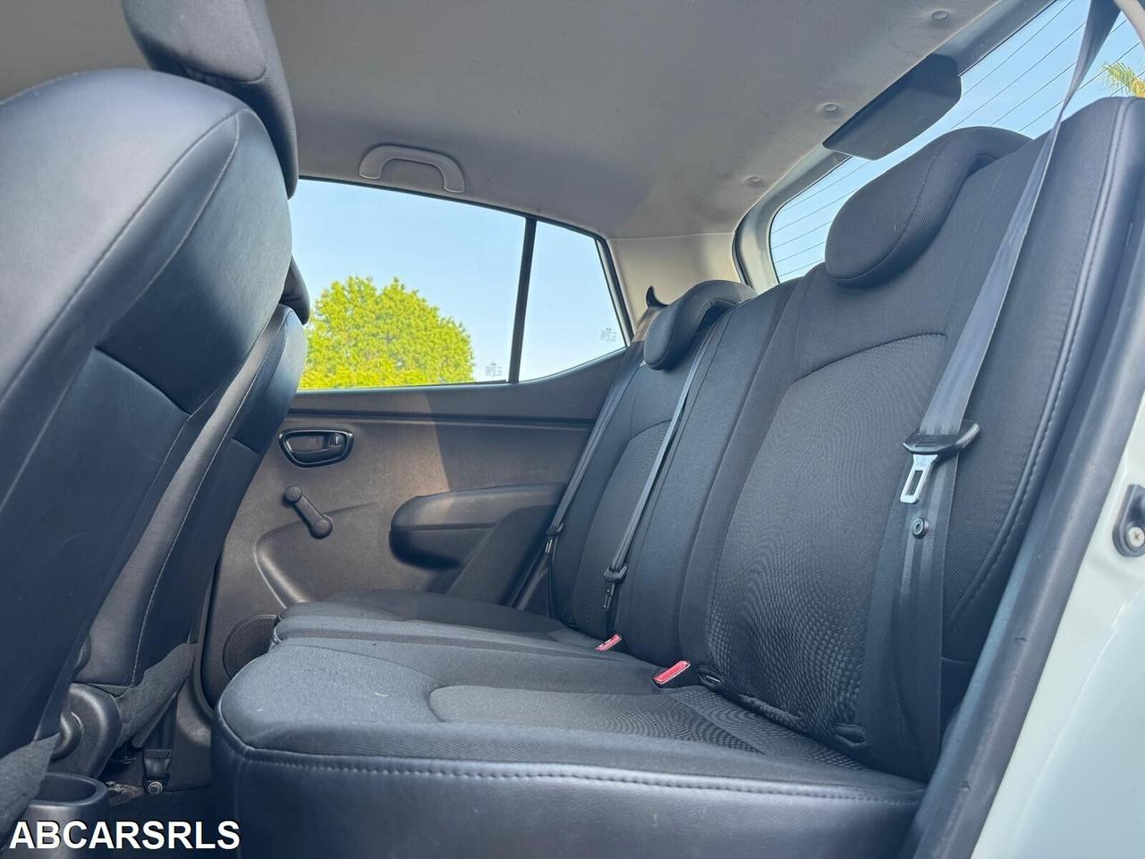 HYUNDAI - i10 - 1.1 12V Classic - NEOPATENTATI - FINANZIABILE
