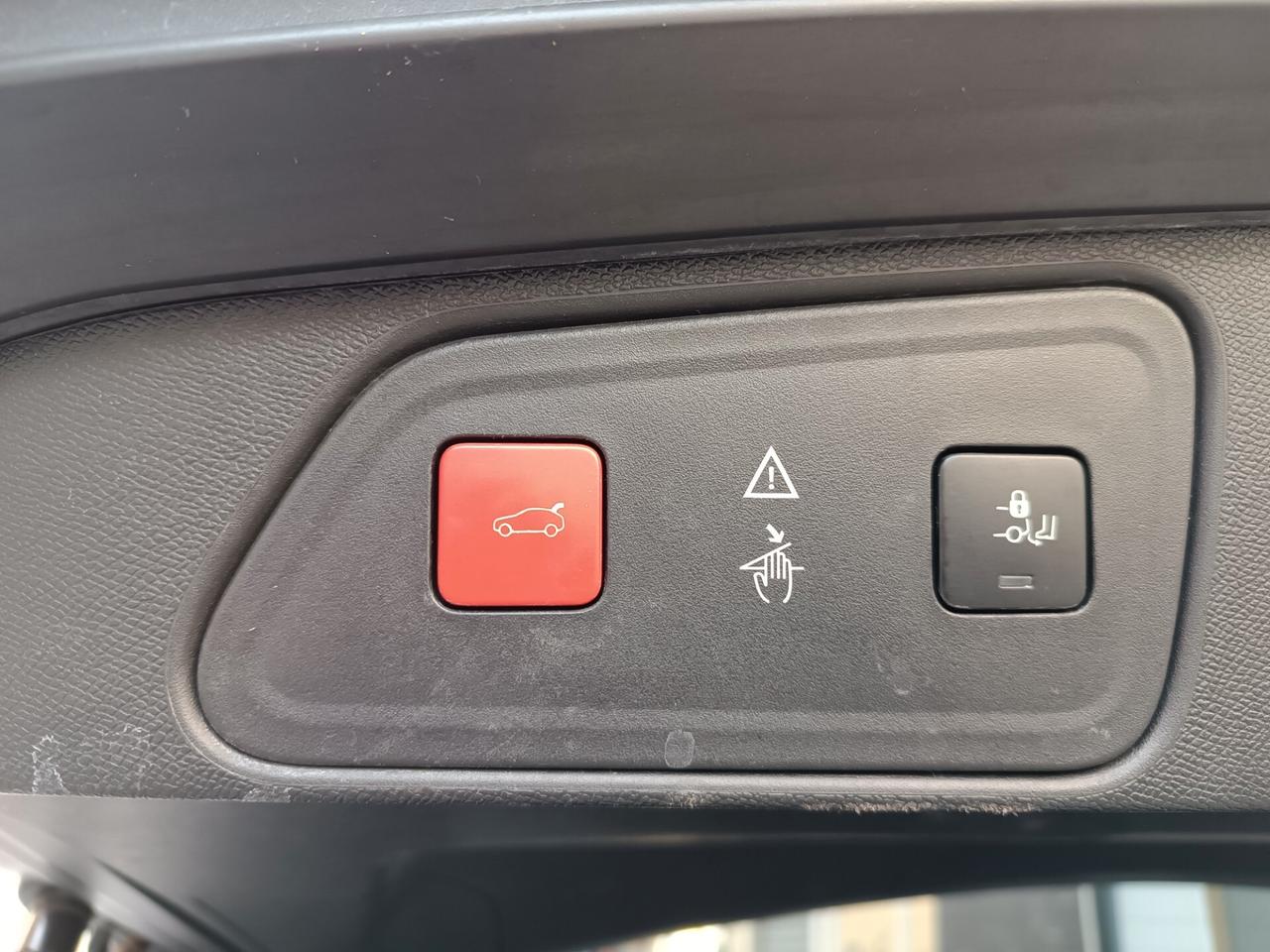 Peugeot 3008 BlueHDi 120 CV ALLURE FULL