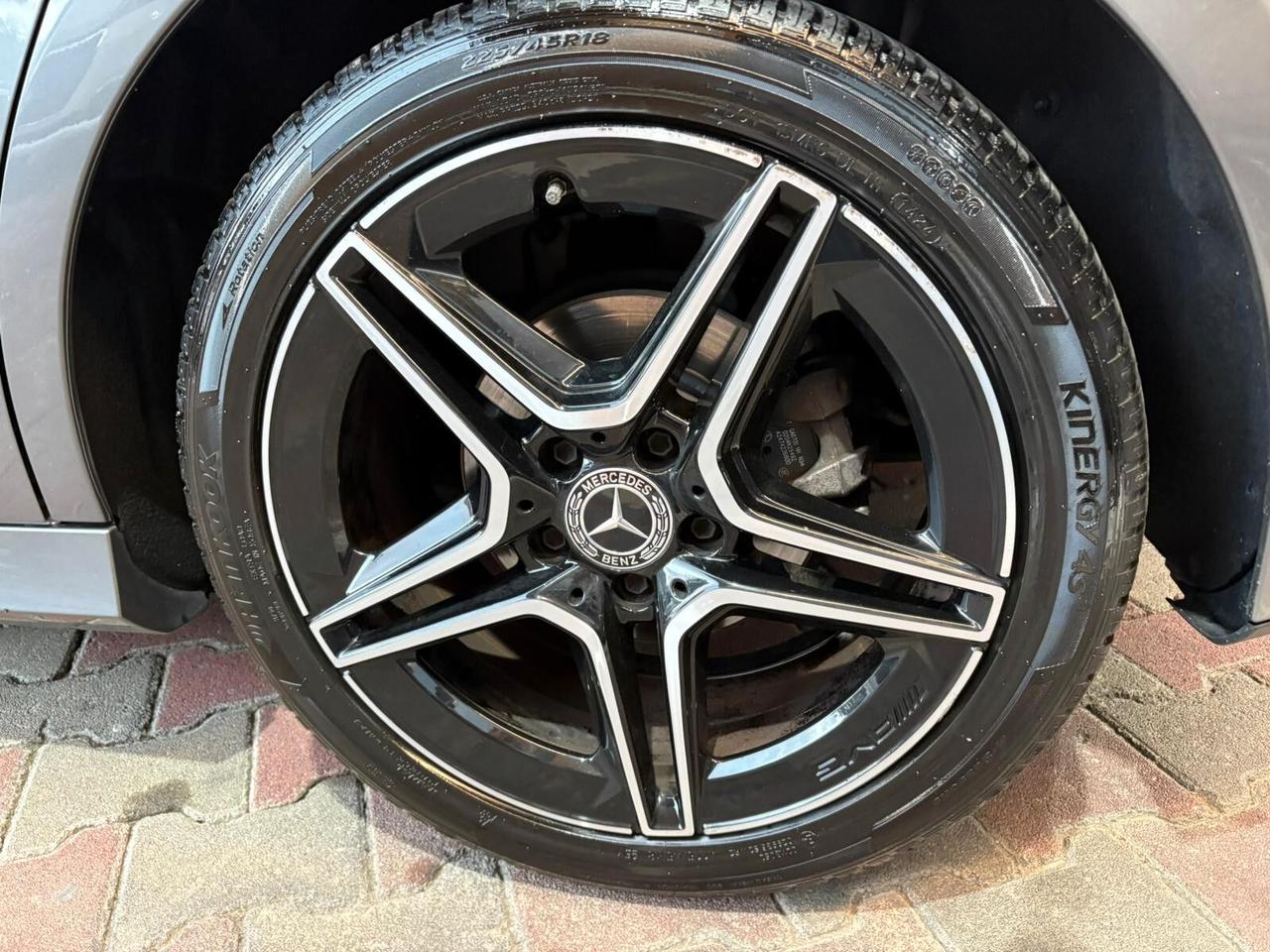 Mercedes-benz A 180 d Premium AMG