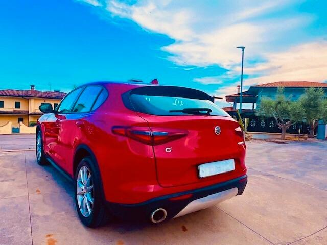 Alfa Romeo Stelvio 2.2 Q4 210 CV PELLE NAVI BAULE ELETTR.