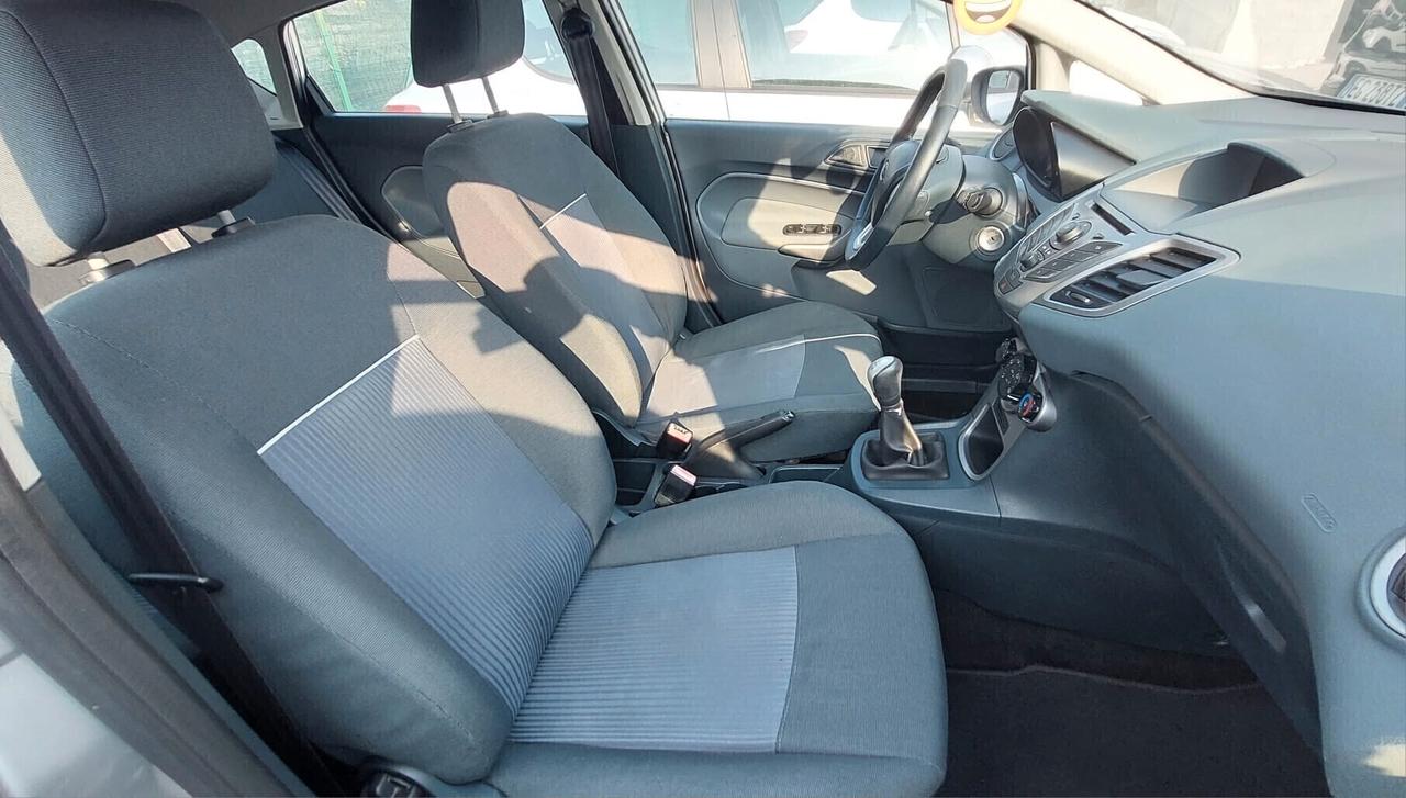 Ford Fiesta 1.2 benzina Neopatentati