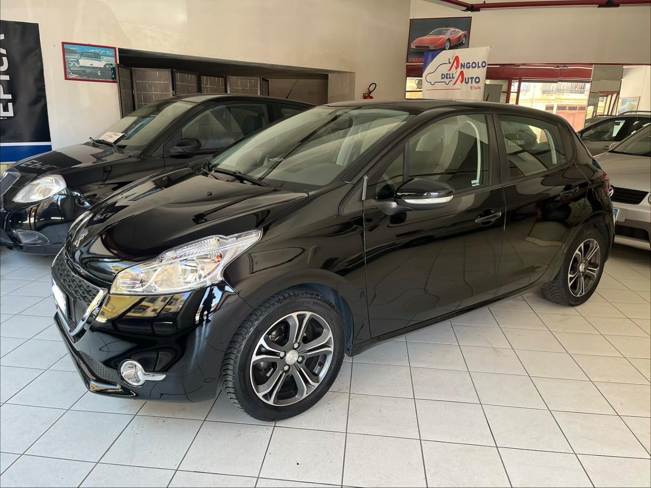 Peugeot 208 BlueHDi 75 5 porte Allure