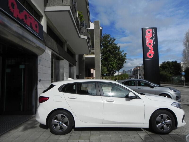 Bmw 118 118d 5p. Business Advantage