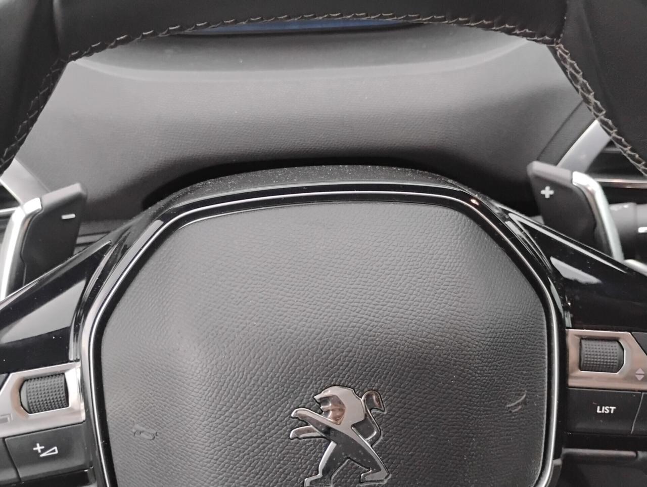 Peugeot 3008 BlueHDi 130 S&S EAT8 Allure