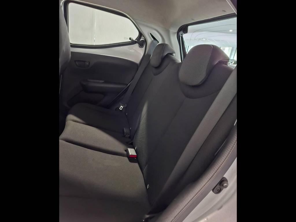 Toyota Aygo 5 Porte 1.0 VVT-i x-business