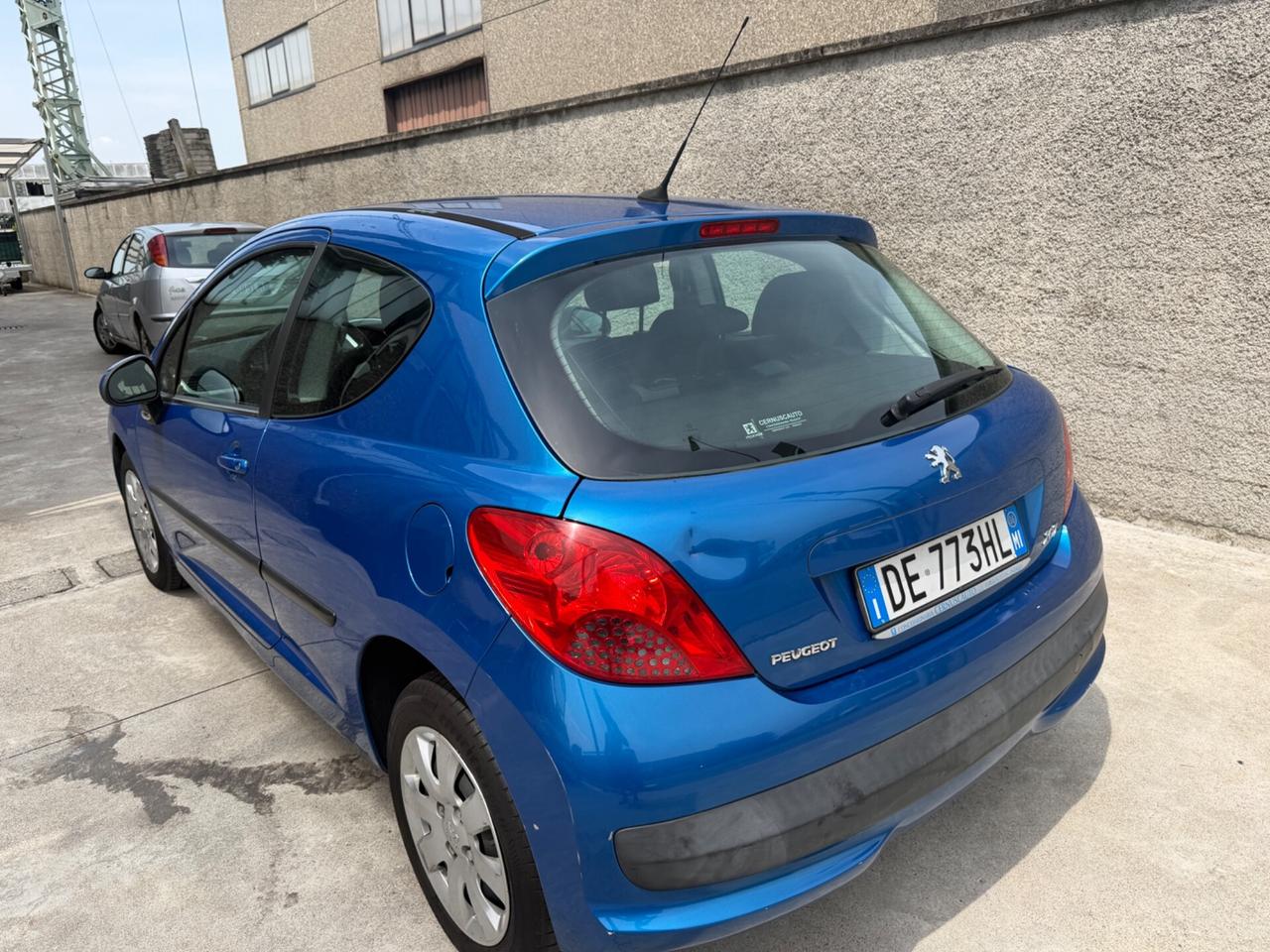 PEUGEOT 207 1.4 BENZINA 69CV EURO4 NEOPATENTATI
