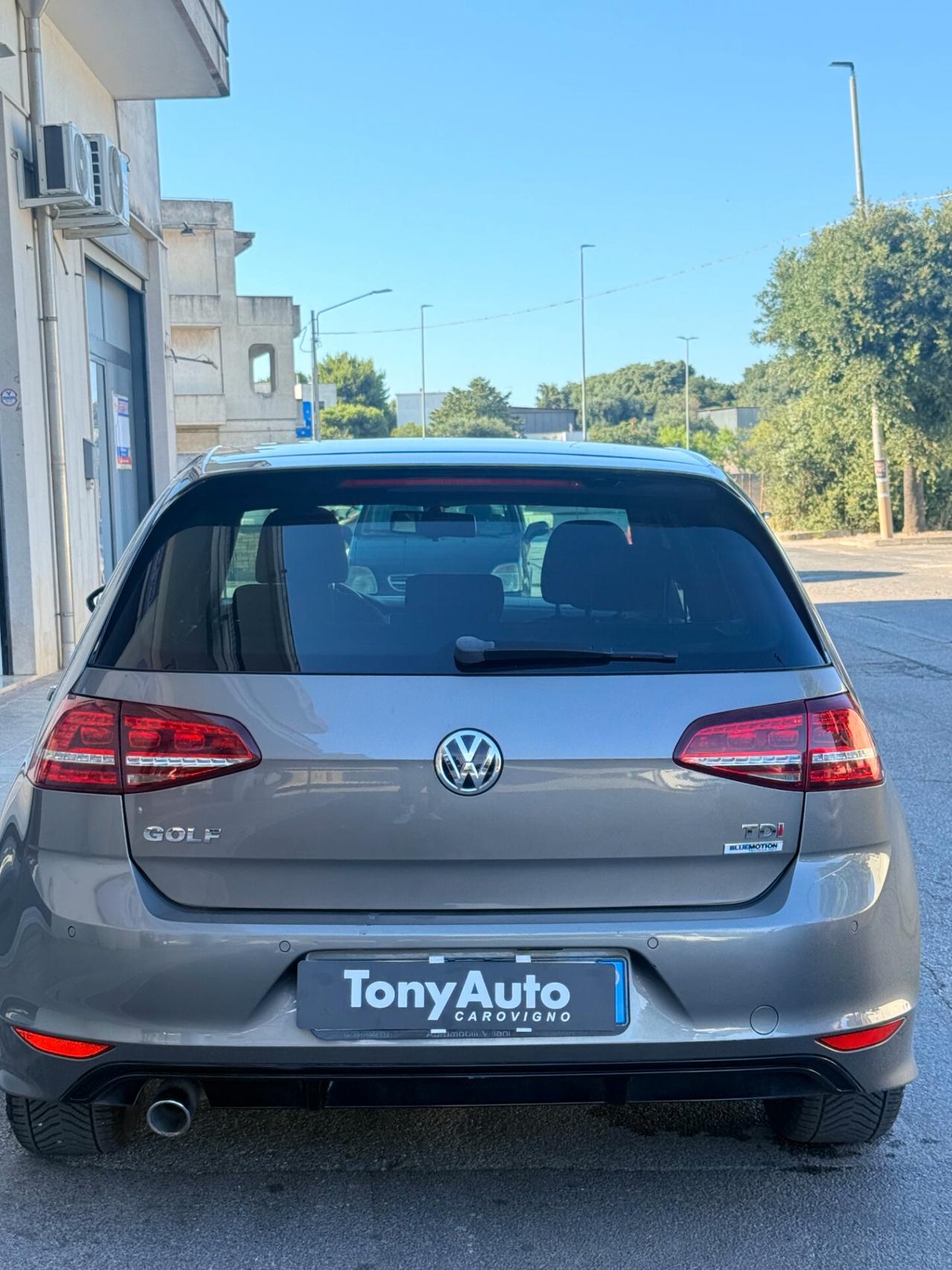 Volkswagen Golf 5p 1.6 tdi Highline 110cv dsg. R-LINE ,APPLE CARPLAY,ANDROID AUTO,BLUETOOTH,NAVI,FARI LED