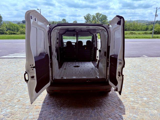 FIAT Doblo MAXI - 3 POSTI - KM 69.000 - PARATIA DIVISORIA AMO