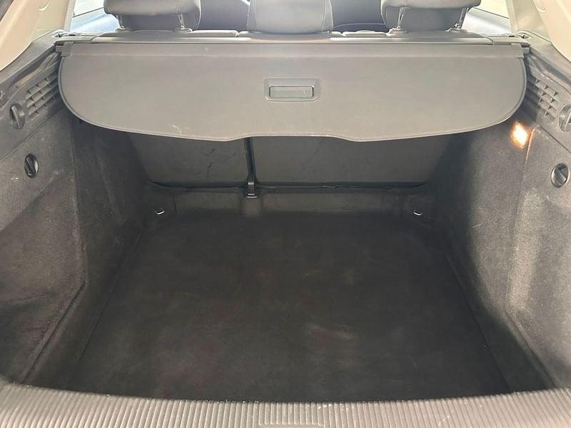 Audi Q3 2.0 tdi Sport 120cv