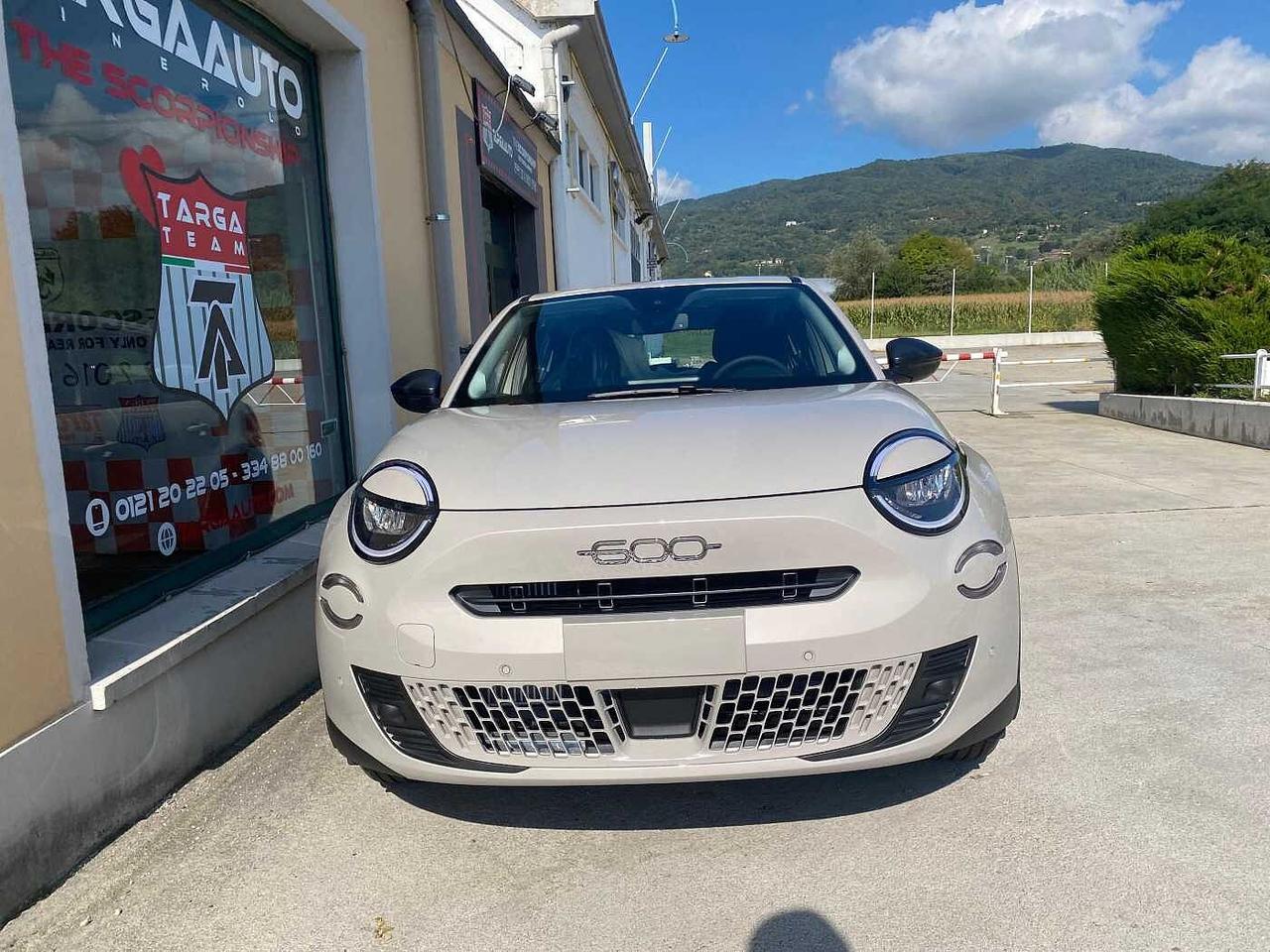 Fiat 600 Hybrid 110 CV DCT MHEV