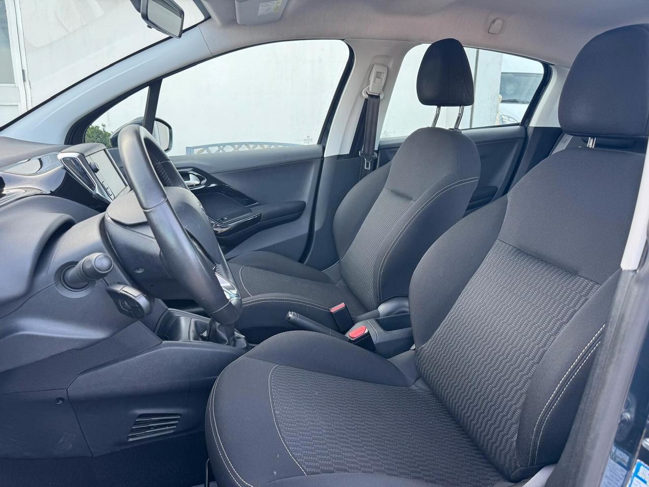 Peugeot 208 BlueHDi 100 S&S 5 porte Allure