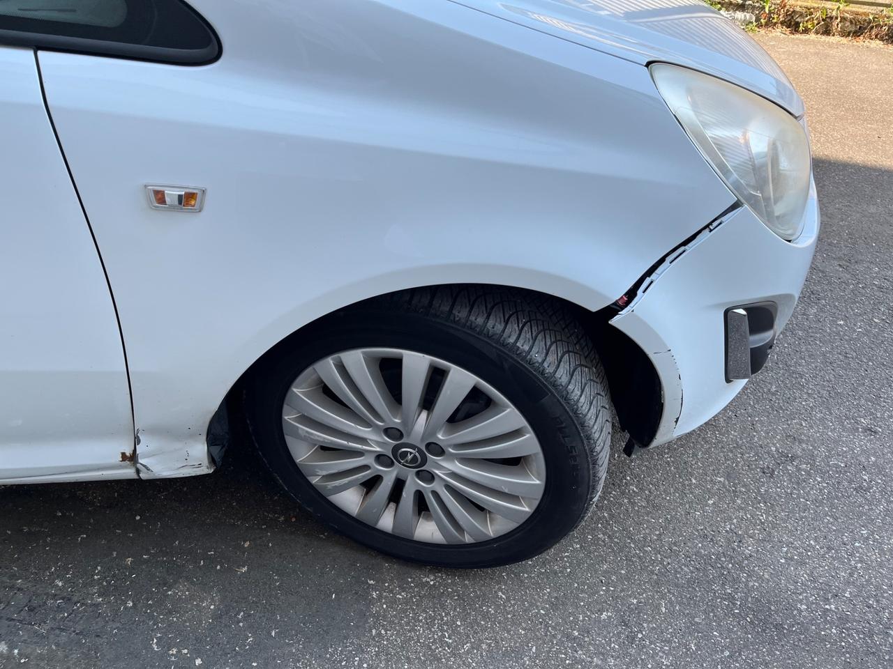 Opel Corsa 1.2 3 porte Edition