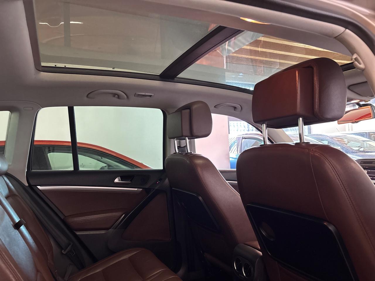 Volkswagen Tiguan 2.0 TDI AUT. FULL OPT.