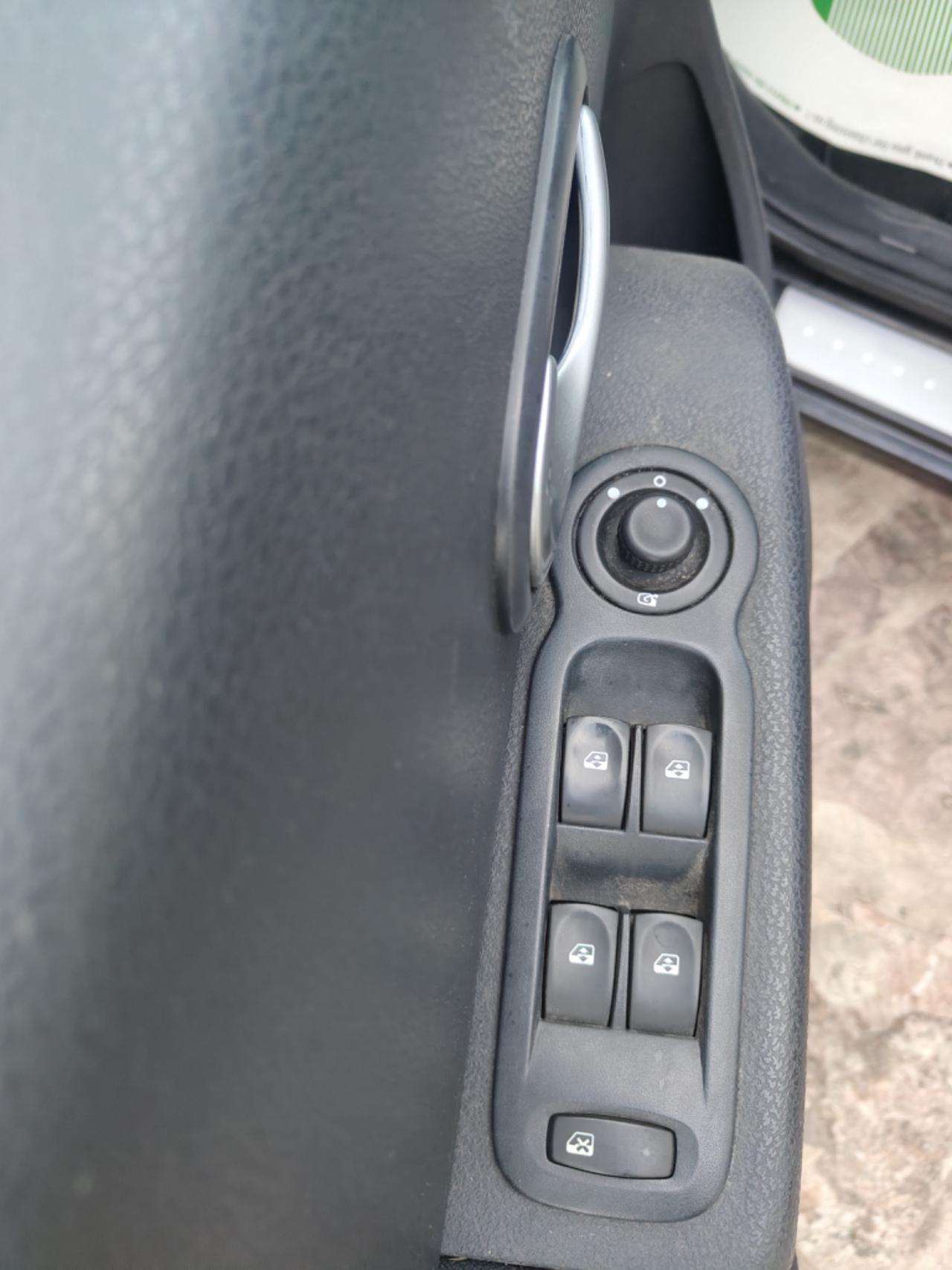 Renault Modus 1.5 dCi 75CV Wave