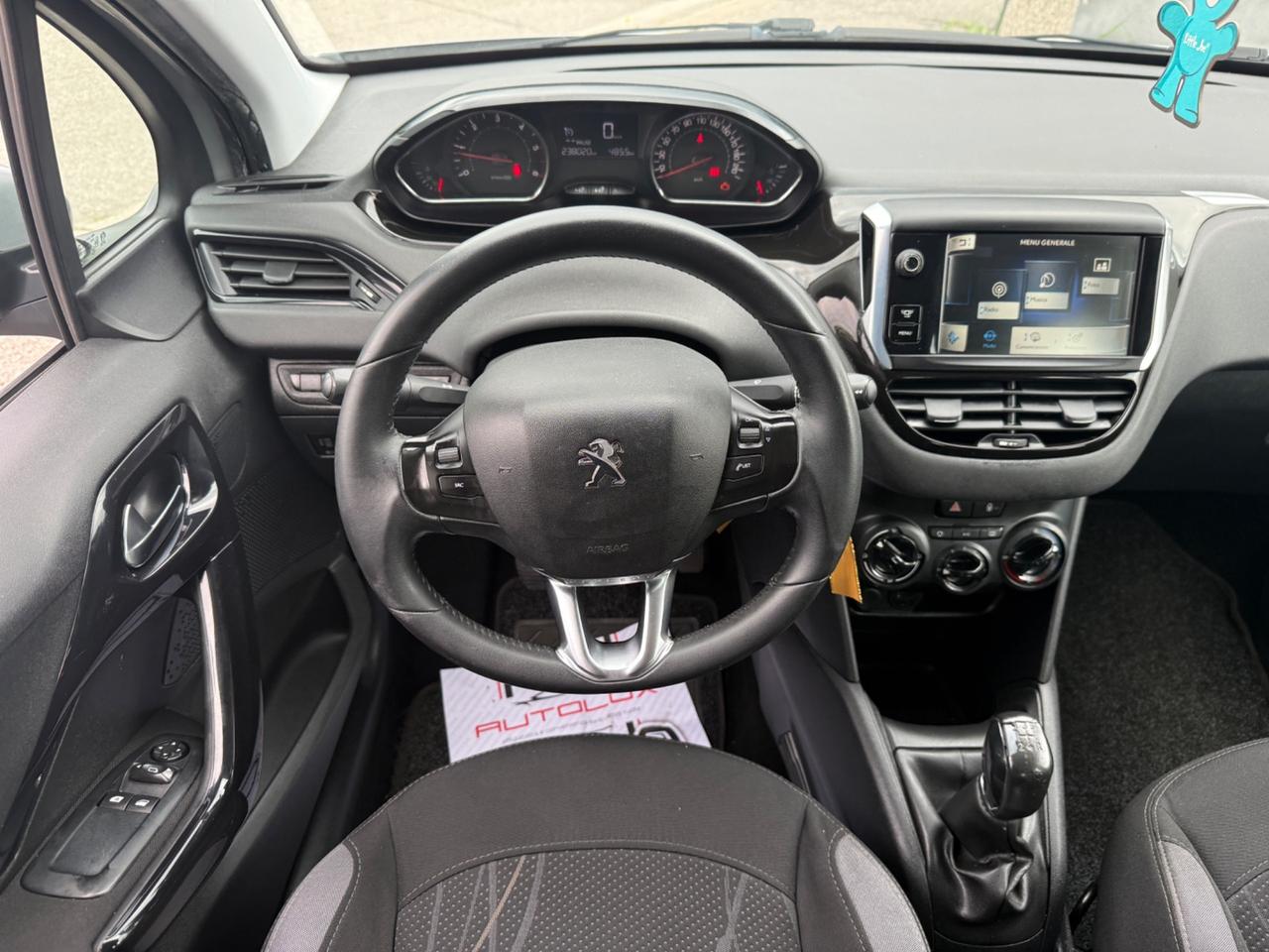 Peugeot 208 1.4 HDi 68 CV 5 porte Allure