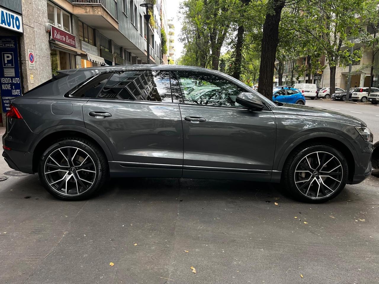 Audi Q8 55 TFSI S line quattro tiptronic Sport