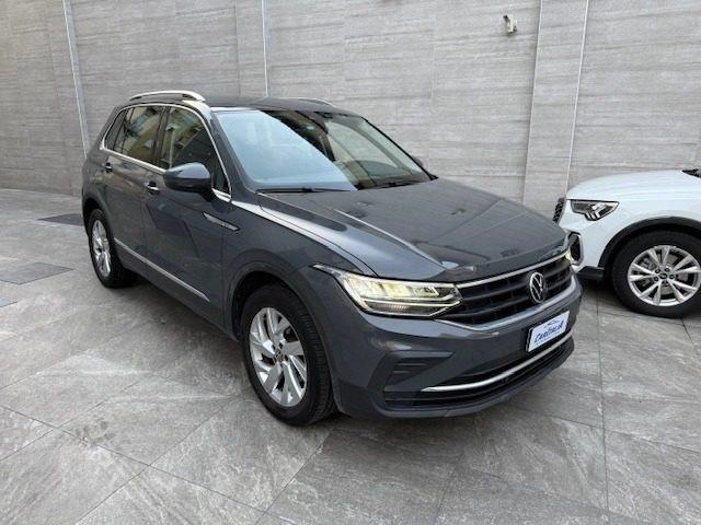 VOLKSWAGEN Tiguan 2.0 TDI 150 CV SCR DSG 4MOTION Life