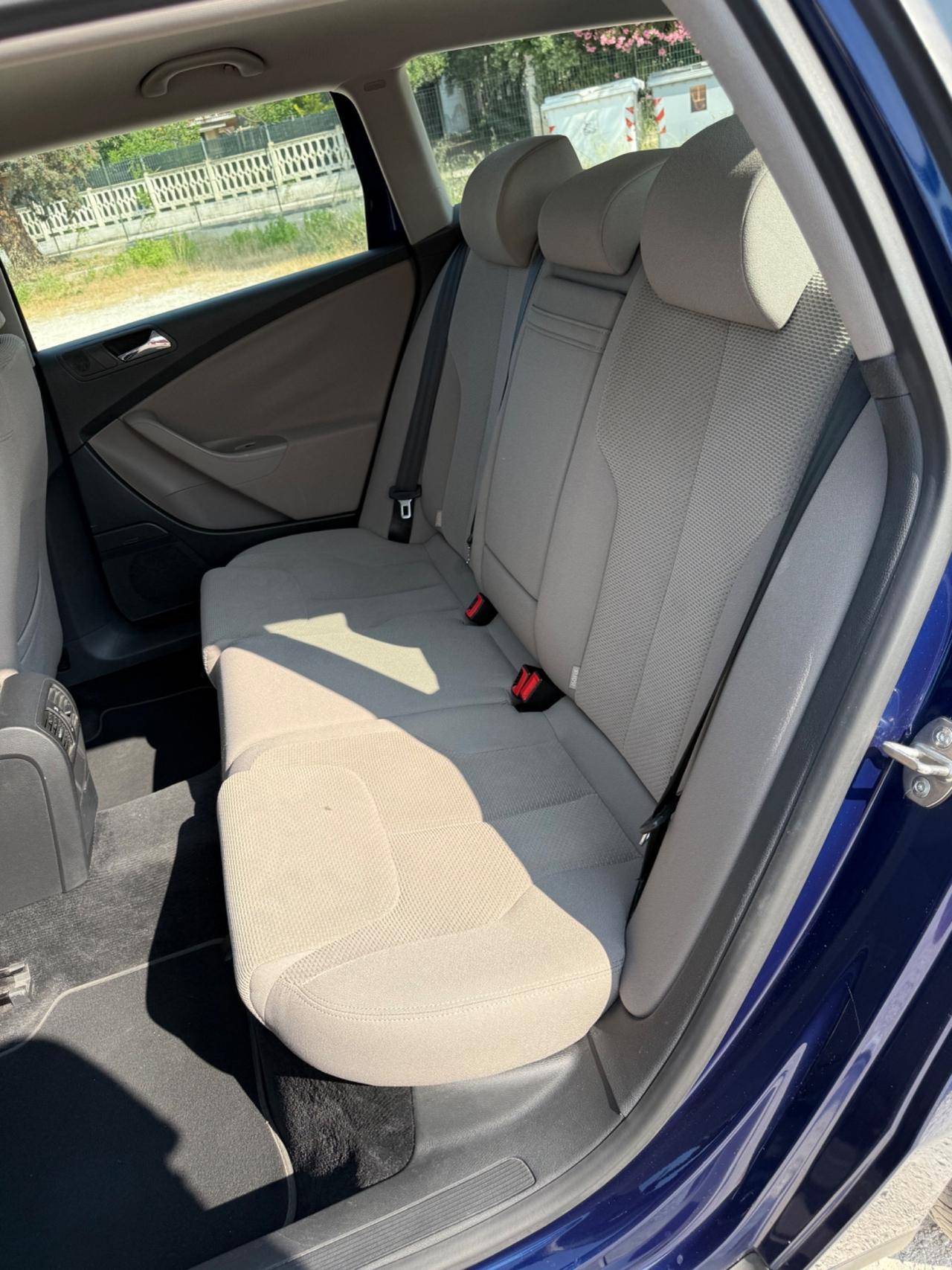 Volkswagen Passat Highline 2.0 TDi 140cv UnicoPropr