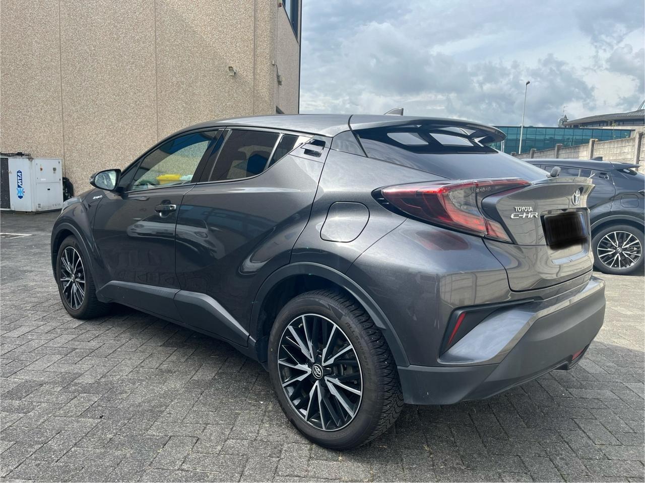 Toyota C-HR 1.8 Hybrid E-CVT Trend