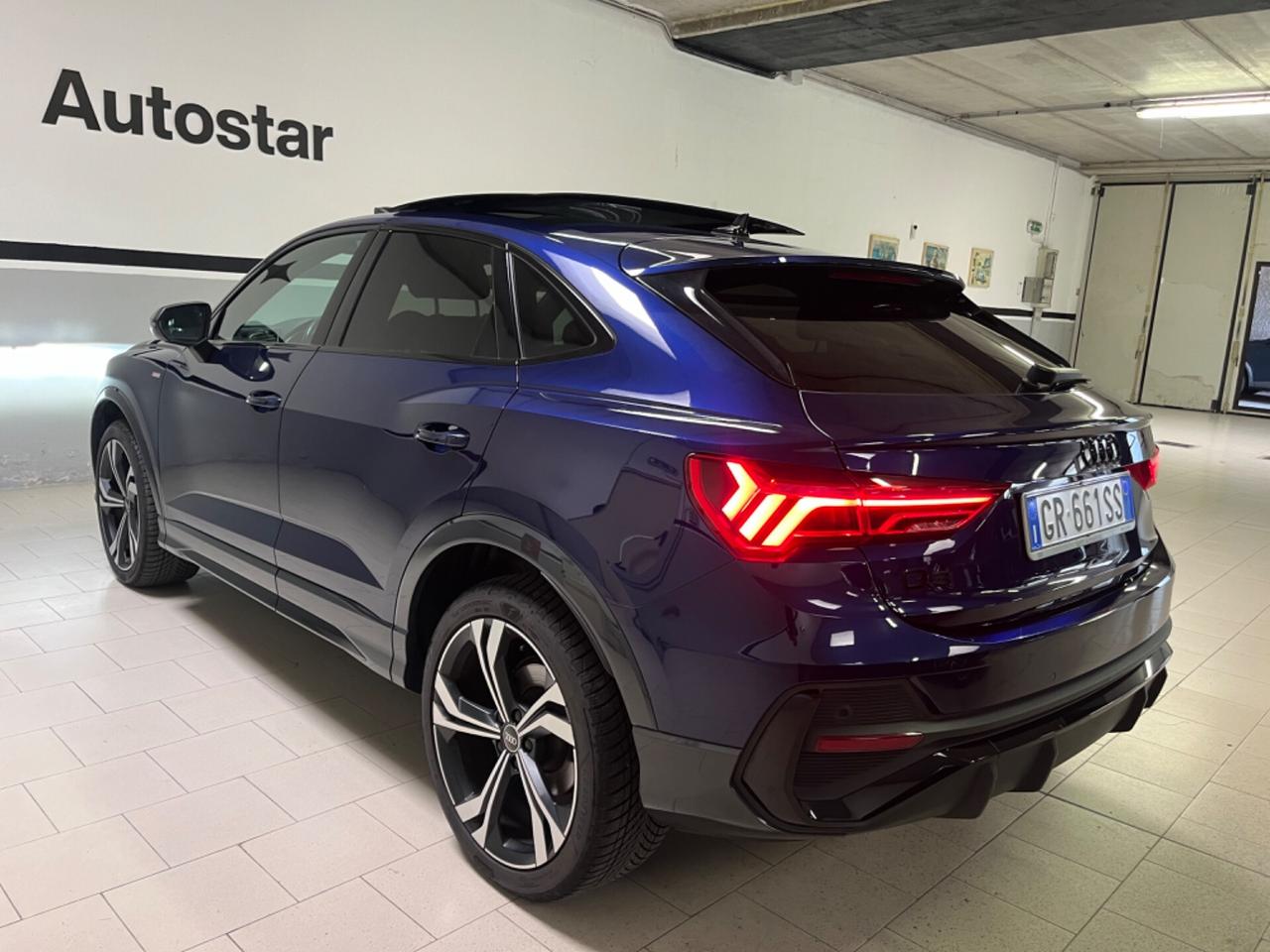 Audi Q3 SPB 35 TDI S tronic line edition*tetto