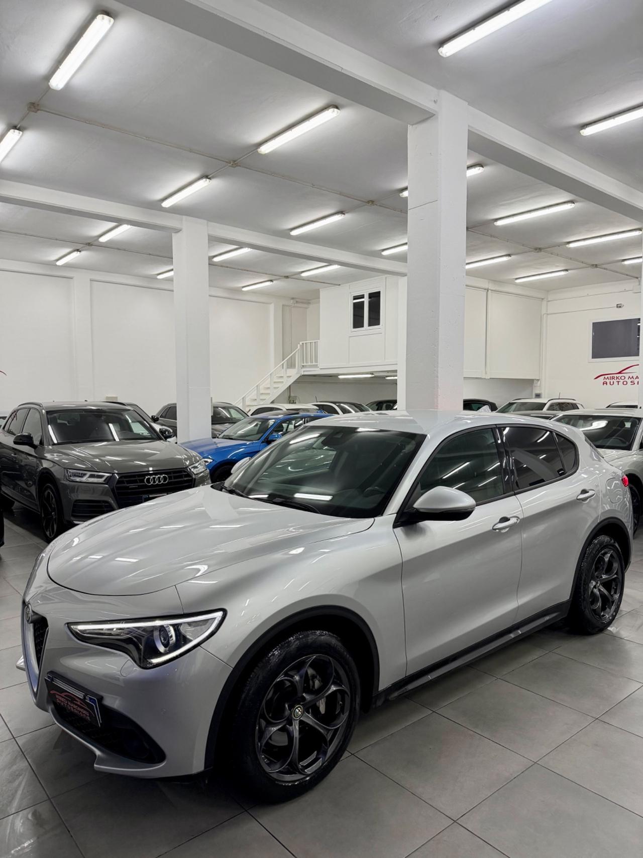 Alfa Romeo Stelvio 2.2 160 CV AT8 RWD FINANZIABILE