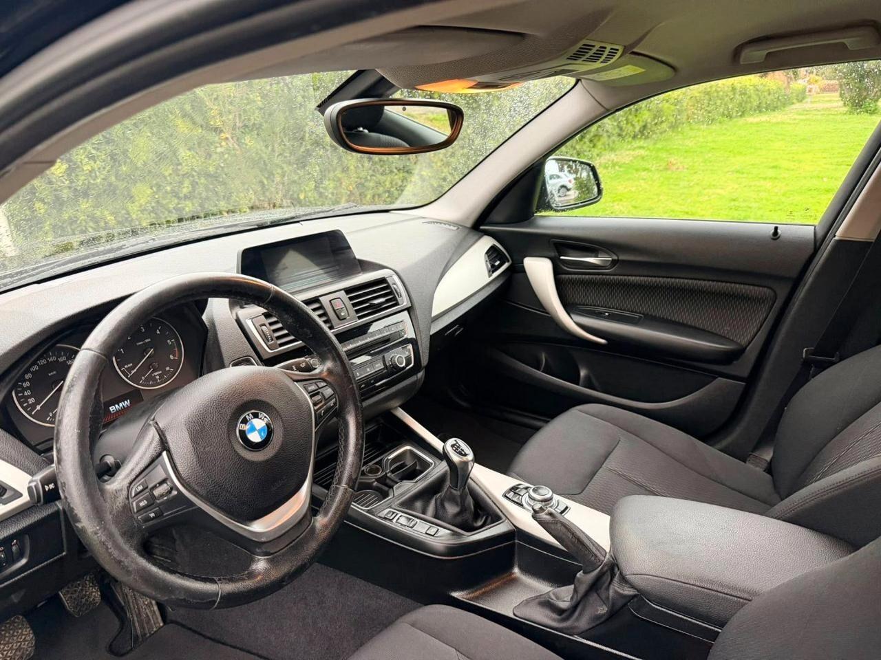 Bmw 116 116d 5p. Urban