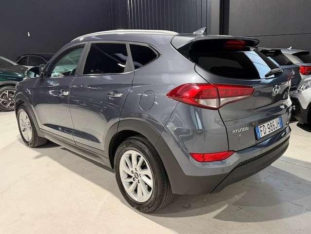 Hyundai TUCSON Neopatentati Cambio Automatico Navigatore