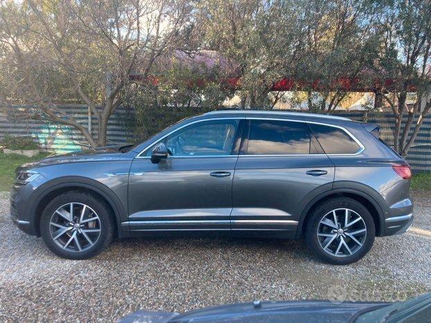 VOLKSWAGEN Touareg 3ª serie - 2019