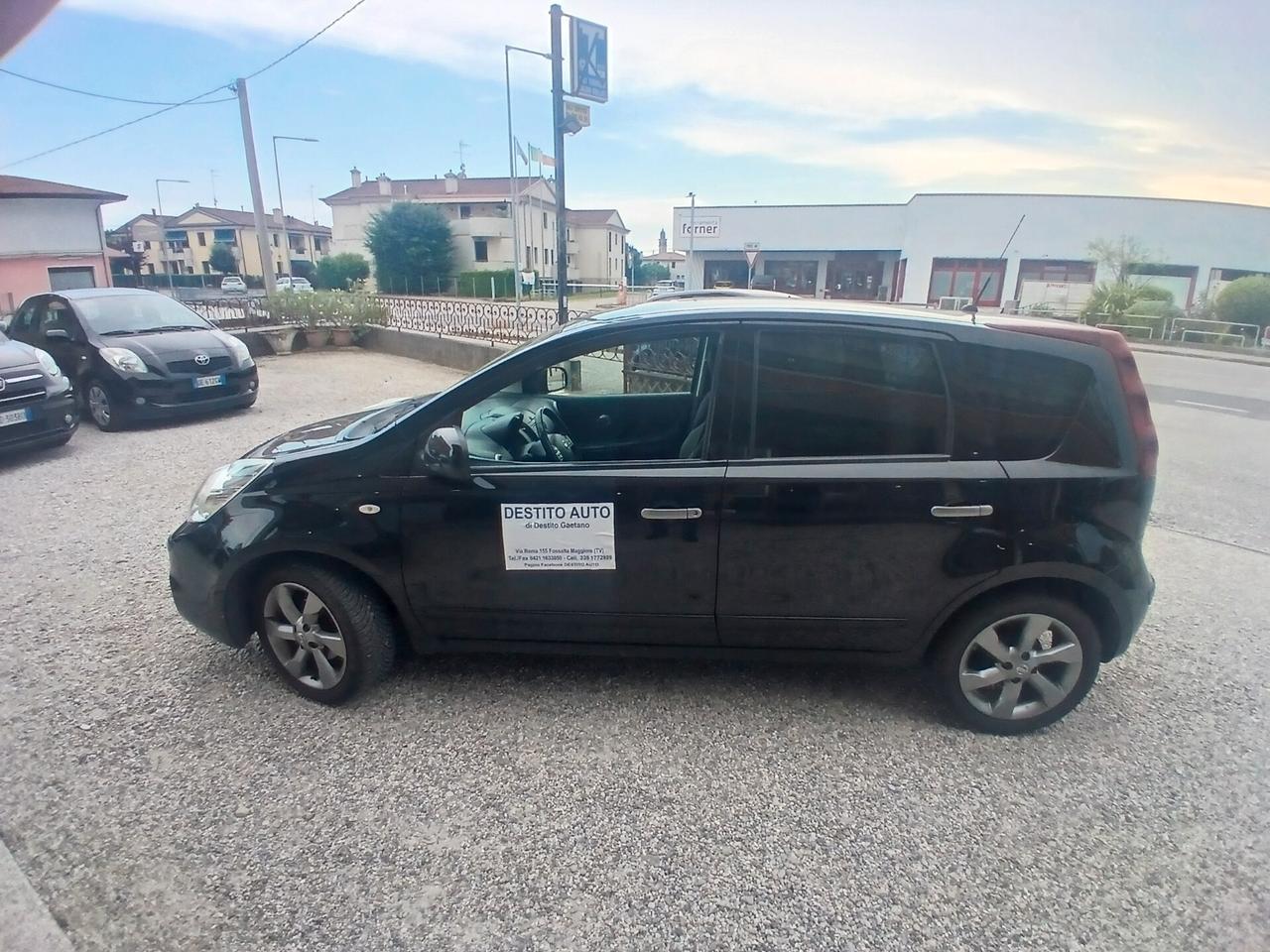 Nissan Note 1.4 16V Silver Edition