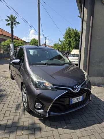 Toyota Yaris 5p 1.5h Style my16