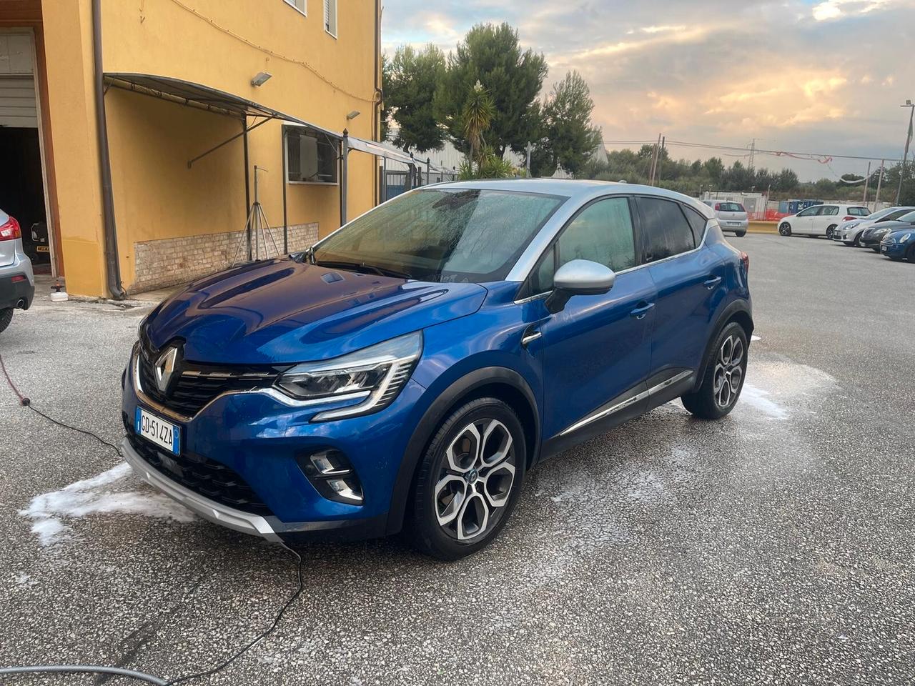 Renault Captur Intens Plug in 150cv