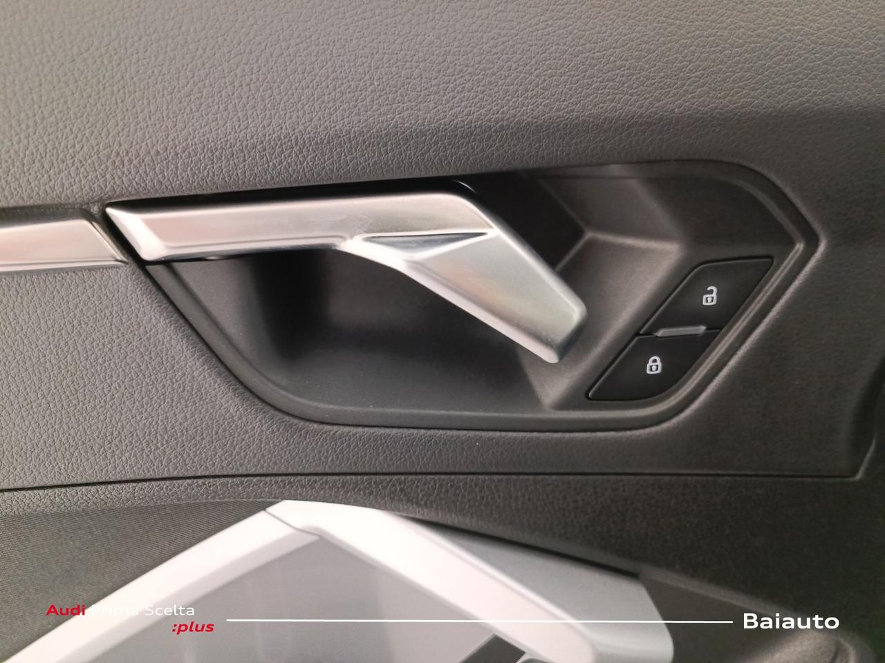 Audi Q3 35 2.0 tdi business advanced s tronic