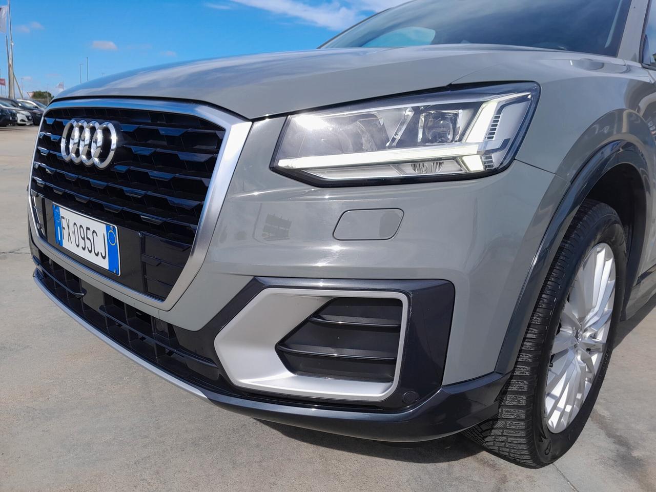 AUDI Q2 30 TDI LINE EDITION DESIGN CAMBIO AUTOMATICO
