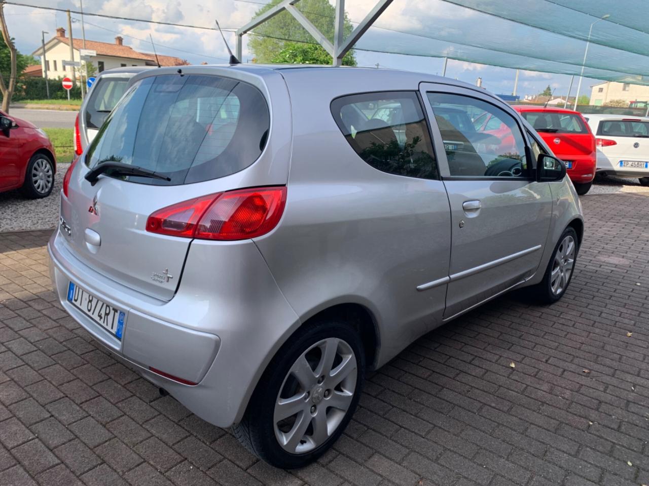Mitsubishi Colt 1.1 12V 3p. Insport