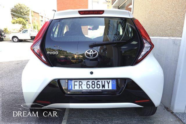 TOYOTA Aygo 1.0 VVT-i 72 CV 5 porte x-play MMT AUTOMATICA